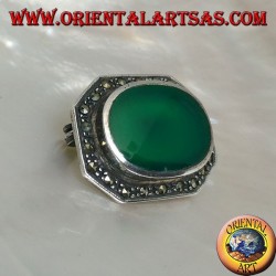 Elongated octagon shaped silver brooch with large oval green agate surrounded by marcasite