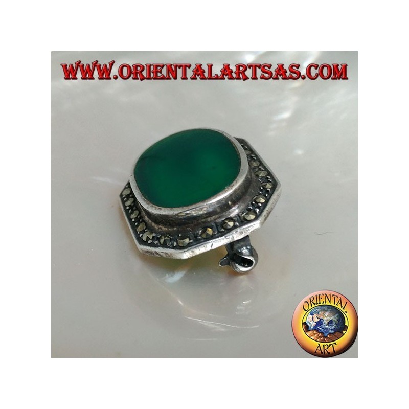 Elongated octagon shaped silver brooch with large oval green agate surrounded by marcasite