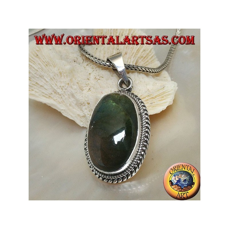Pendentif en argent avec cabochon ovale labradorite entouré d'un double tissage bidimensionnel