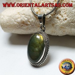 Silver pendant with oval cabochon labradorite surrounded by two-dimensional double weave
