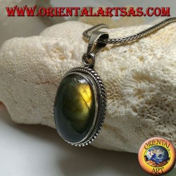 Silver pendant with oval cabochon labradorite surrounded by two-dimensional double weave