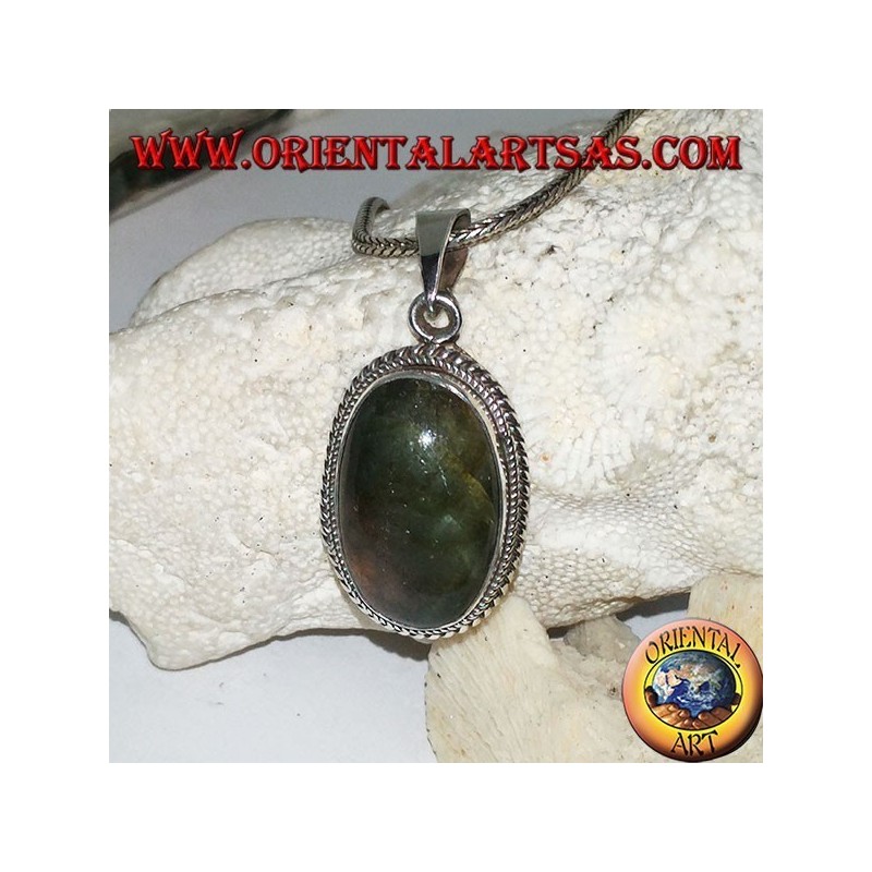 Silver pendant with oval cabochon labradorite surrounded by two-dimensional double weave