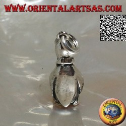 Colgante tridimensional de plata en forma de pingüino con pajarita