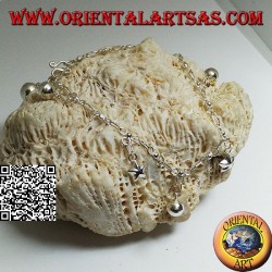 Weiches Silberkettenarmband mit hängenden Sternen und Glocken