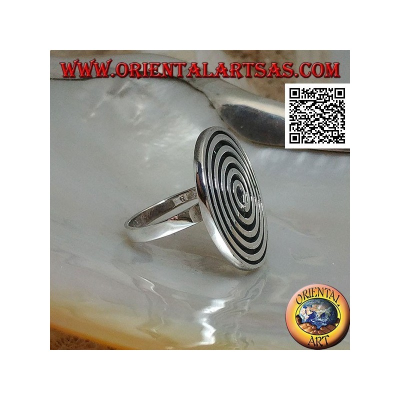 Bague bouclier en argent avec grande spirale