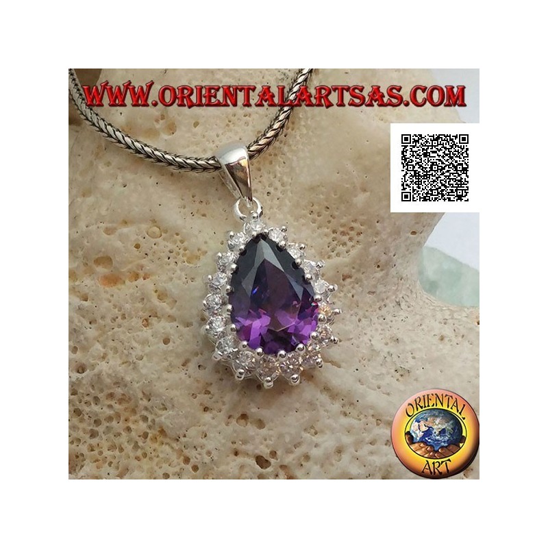 Pendentif en argent avec zircon de couleur améthyste en forme de goutte entouré de zircons blancs