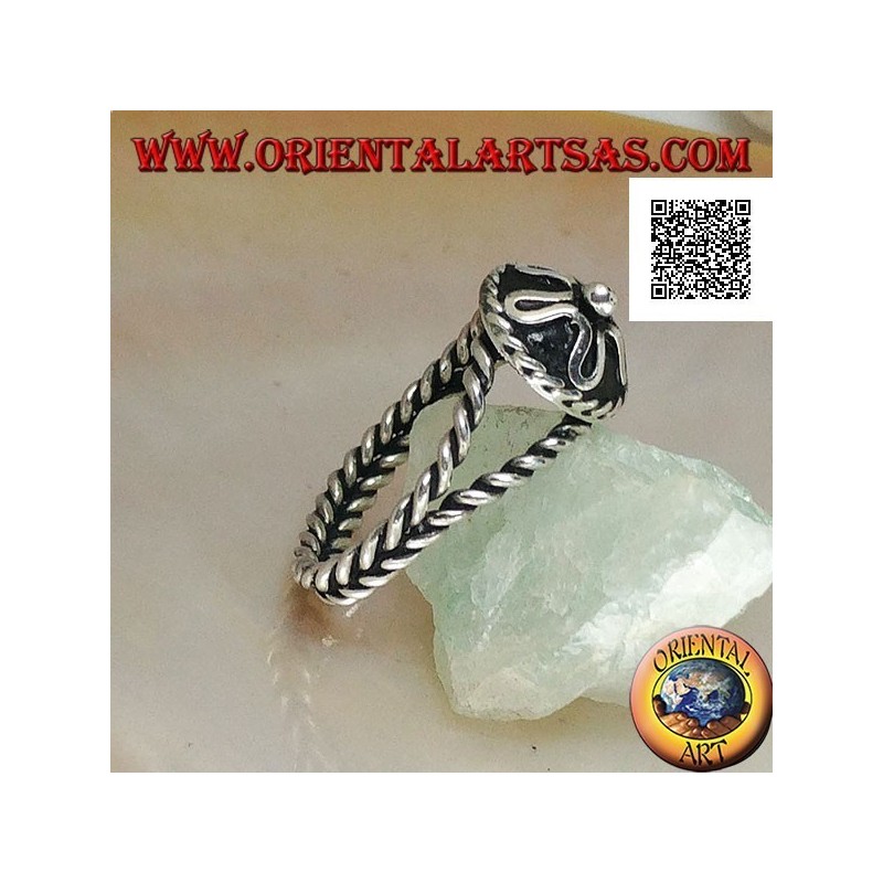 Anello in argento fili intrecciati con cappellino in stile nepalese centrale realizzato a mano