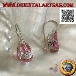 Pendientes colgantes de plata con circonita de lágrima rosa engastados en un marco con aberturas laterales