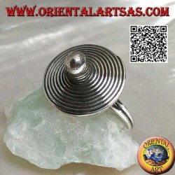 Silberring mit handgefertigtem spitzem Spiralhut