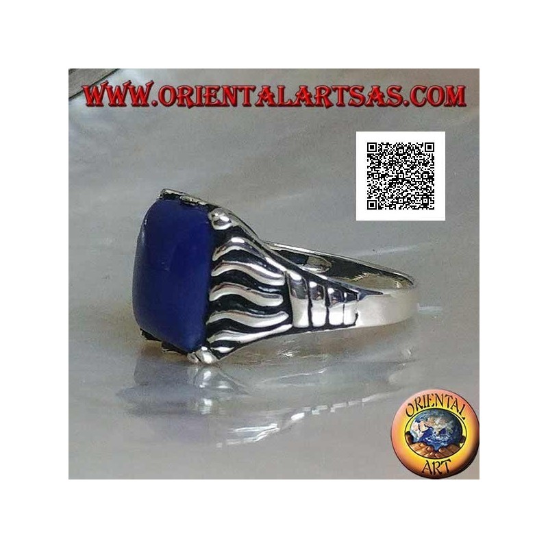 Silberring mit rechteckigem Sodalith in einem Cabochon mit seitlich eingravierten Linien