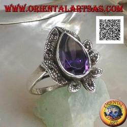 Silberring mit einem großen Tropfen amethystfarbenen Zirkon, umgeben von mit Markasit besetzten Blättern