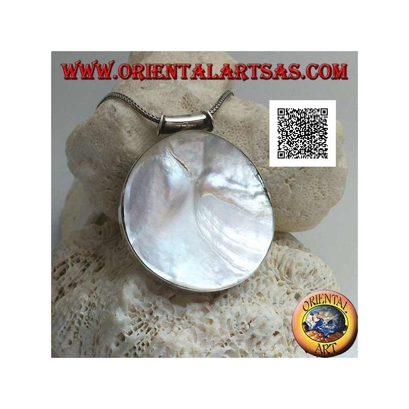 Silver pendant with large round mother-of-pearl on a smooth side frame and tubular hook