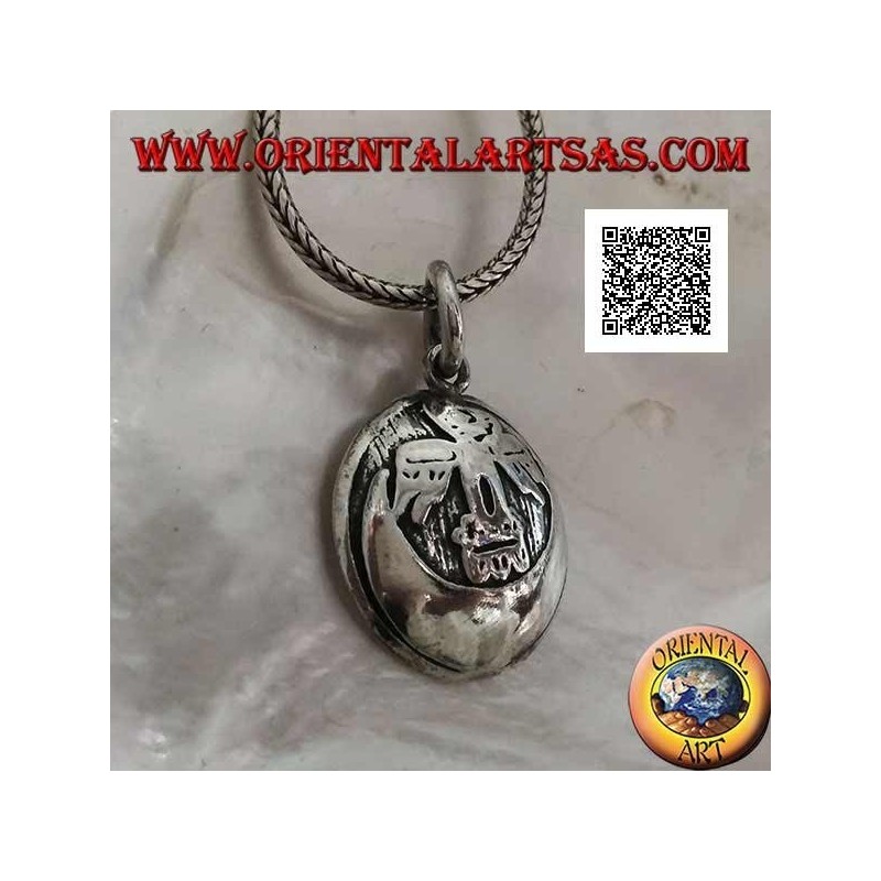 Colgante redondo de plata con cóndor (ave sagrada de la civilización inca) en la luna