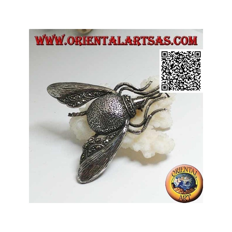 Spilla in argento a forma di calabrone / bombo in volo tempestato di marcassite