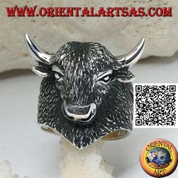 Silver ring in the shape of a fully engraved American bison head (large)