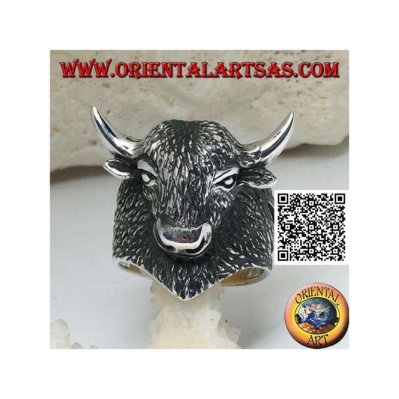 Anello in argento a forma di testa di bisonte americano completamente inciso (grande)
