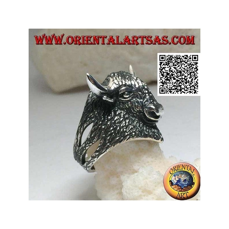 Bague en argent en forme de tête de bison d'Amérique entièrement gravée (grande)