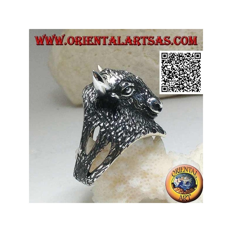 Silver ring in the shape of a fully engraved American bison head (large)