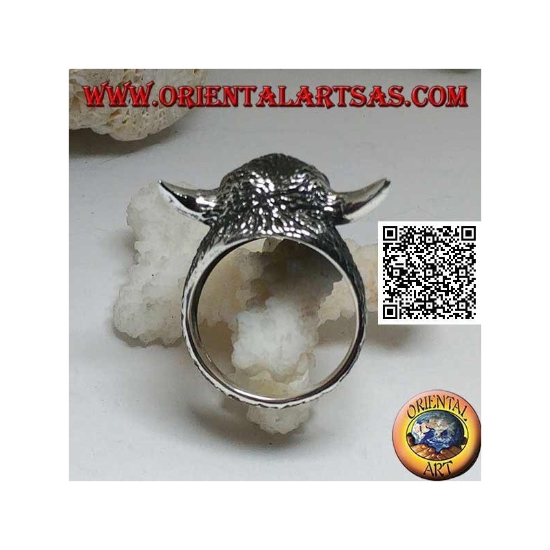 Silver ring in the shape of a fully engraved American bison head (large)