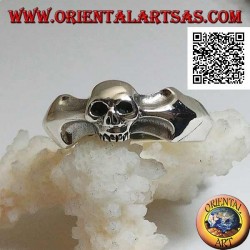 Silver ring, small skull on a bidirectional arrow bone