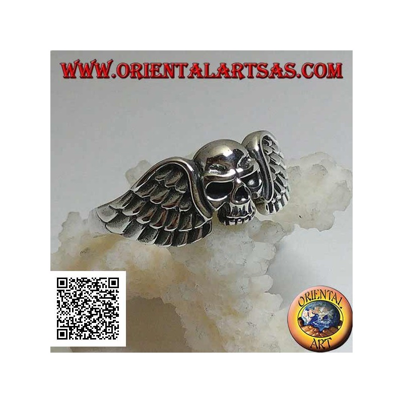 Silver ring, skull without jaw between the wings