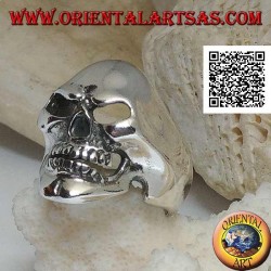 Silver ring, smiling smooth skull with dimple on the chin