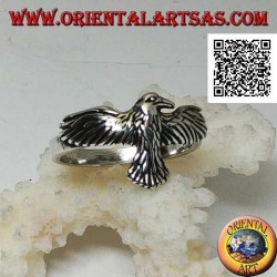 Bague en argent avec phénix aux ailes déployées et déployées en vol