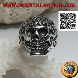 Silver ring, skull with Celtic engravings (triskéll)