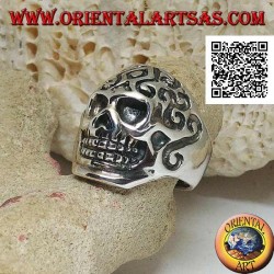 Silver ring, skull with Celtic engravings (triskéll)