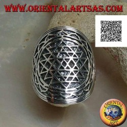 Silver shield ring engraved with Sri Yantra in the lotus flower (yantra or chakra from the cult of the goddess Tripurasundarī)