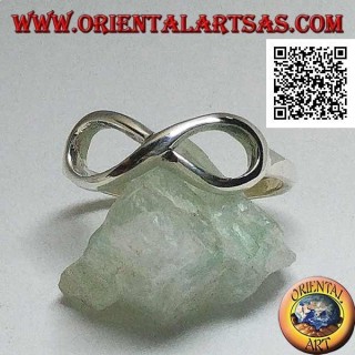 Silver ring with smooth rounded infinity knot symbol