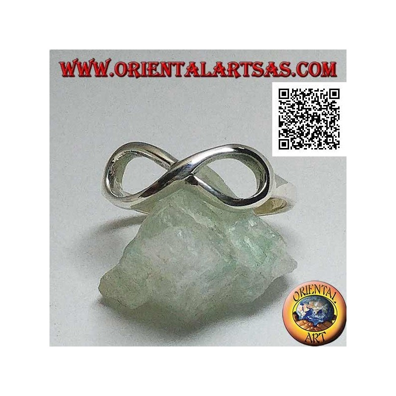 Silver ring with smooth rounded infinity knot symbol