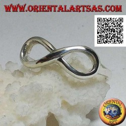 Silver ring with smooth rounded infinity knot symbol