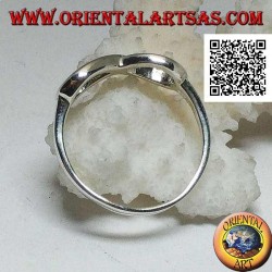 Anillo de plata con símbolo de nudo infinito redondeado liso
