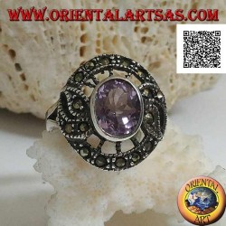 Anillo de plata en forma de snitch con amatista ovalada natural y marcasita