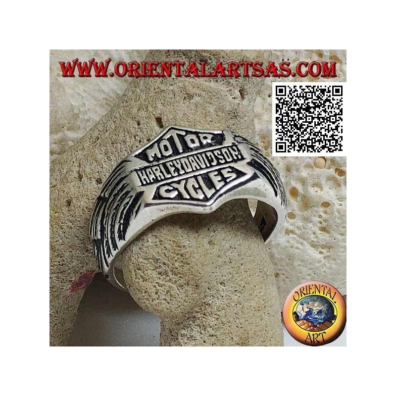 Anello in argento con stemma Motor Harley Davidson Cycles con ali incise sui lati