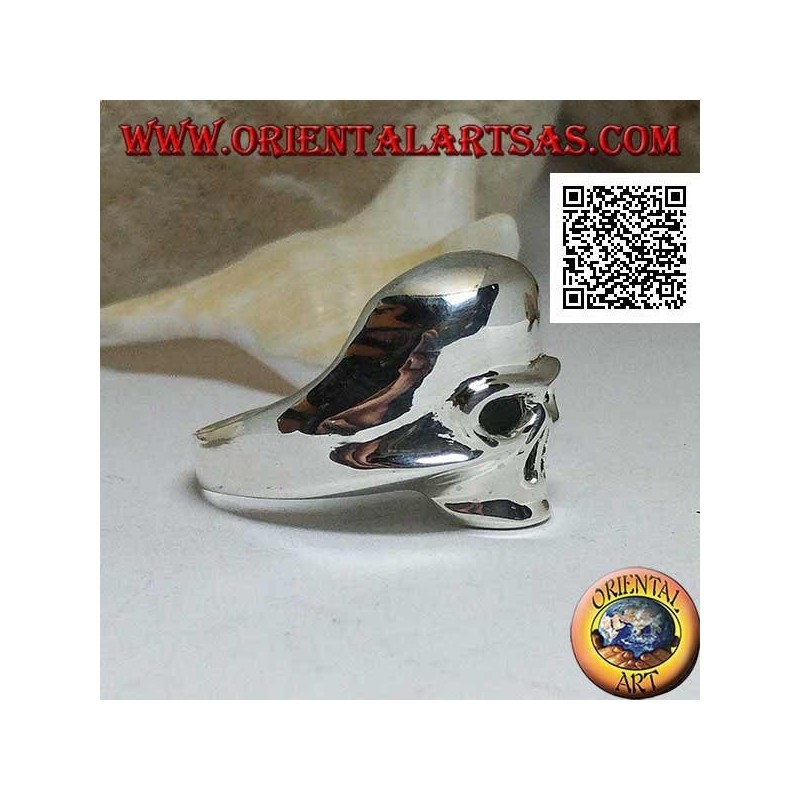 Anillo de plata liso en forma de calavera sin mandíbula, dientes y nariz