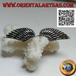 Anello in argento con doppie ali d'angelo spiegate e aperte