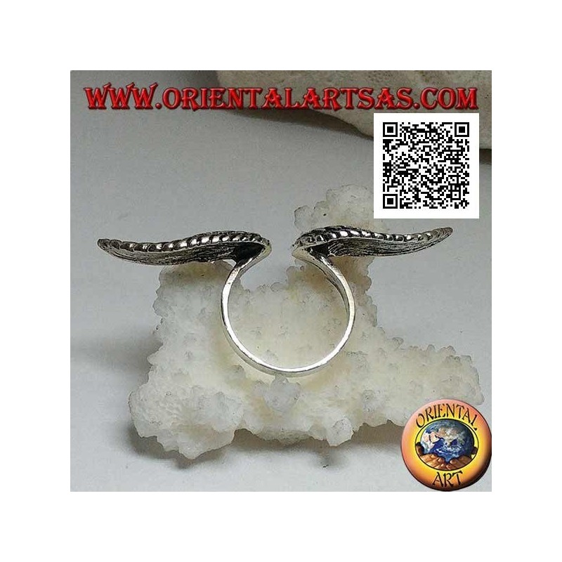 Anello in argento con doppie ali d'angelo spiegate e aperte
