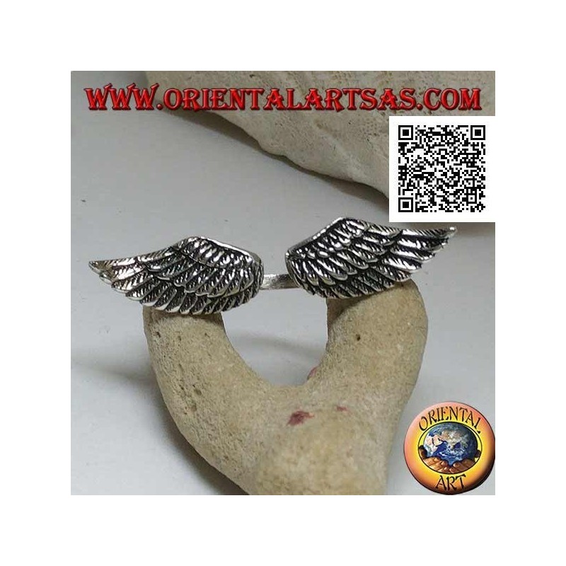 Bague en argent avec doubles ailes d'ange déployées et ouvertes