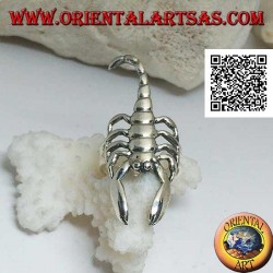 Silver ring with scorpion in smooth offensive position (large)