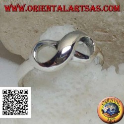 Anillo de plata con símbolo de nudo infinito liso redondeado (pequeño)