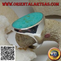 Anillo de plata con gran turquesa ovalada en engaste liso y esencial (13)