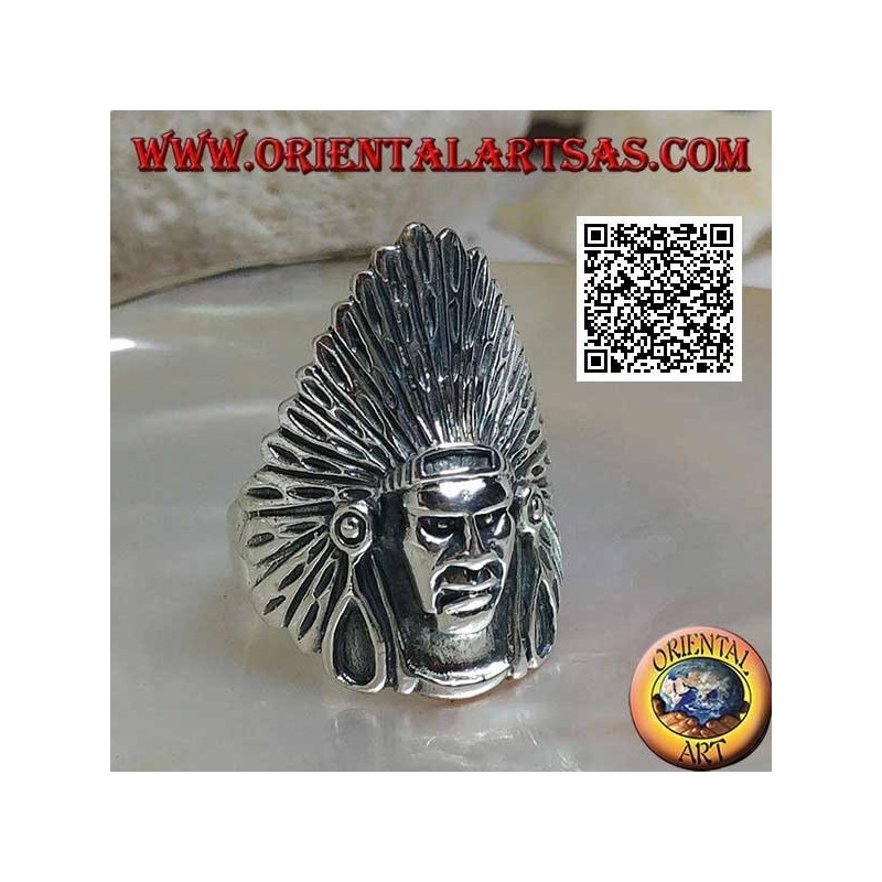 Anello in argento testa di un Indiano nativo d'America con copricapo di piume alto
