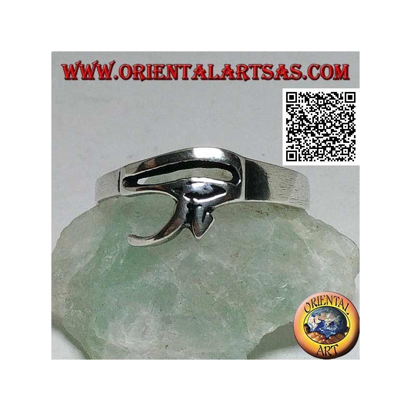 Smooth and essential silver ring with eye of Horus or eye of Ra (small)