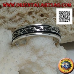 Anti-Stress rotierender Silberbandring, Welle mit Spiralen im Basrelief