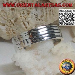 Silberring mit graviertem Band mit christlichem Kreuz