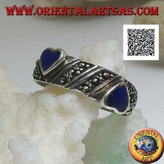 Silberring mit natürlichen Lapislazuli-Herzen im Relief bei Schrägverarbeitung mit Markasit