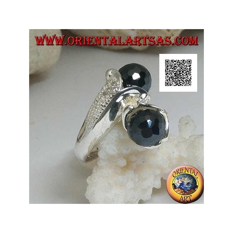 Anello in argento rodiato a due braccia con due sfere di zircone spinello sfaccettato