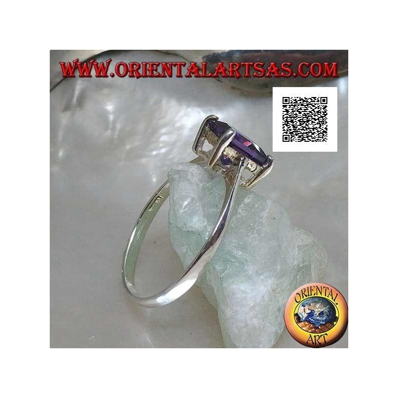 Rhodium-plated silver ring with amethyst-colored square zircon set with 4 clips